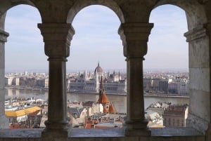 Budapest: Tour di mezza giornata dei punti salienti in un piccolo gruppo privato