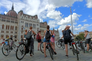 Budapest Highlights Bike Tour with a local guide