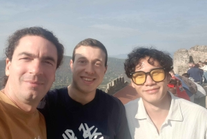 ブダペスト ヴィシェグラード城へのハイキング（サウナ付）／ドナウビーチ