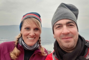 ブダペスト ヴィシェグラード城へのハイキング（サウナ付）／ドナウビーチ