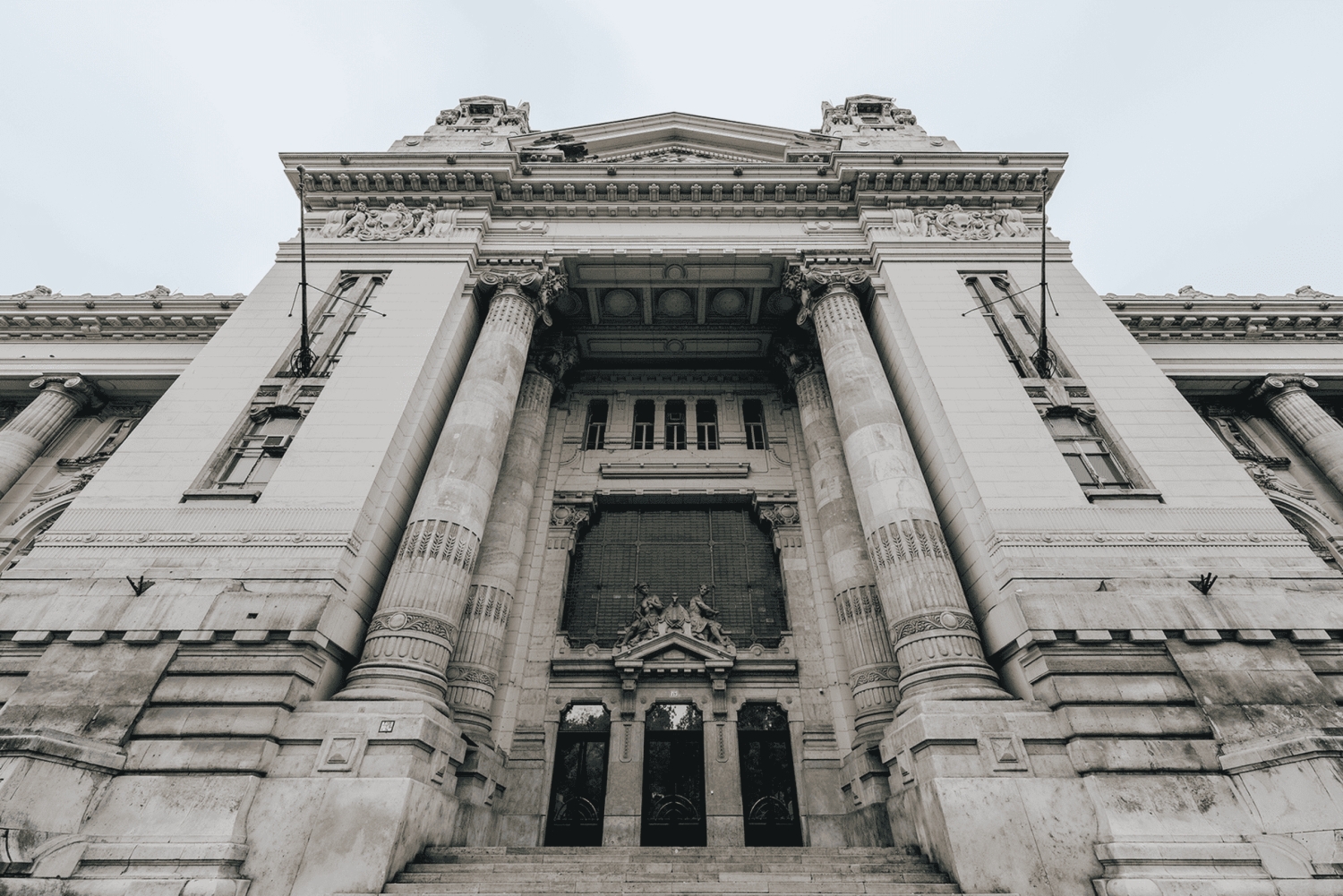 Budapest: History, Hollywood & Music - Walking Tour