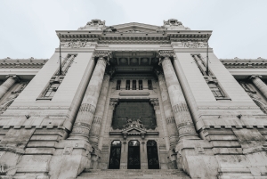 Budapest: History, Hollywood & Music - Walking Tour