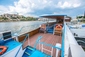 Budapest: Hop-On Hop-Off Day Time Cruise