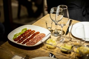 Budapest: Hungarian Cuisine in the Market Hall (german)