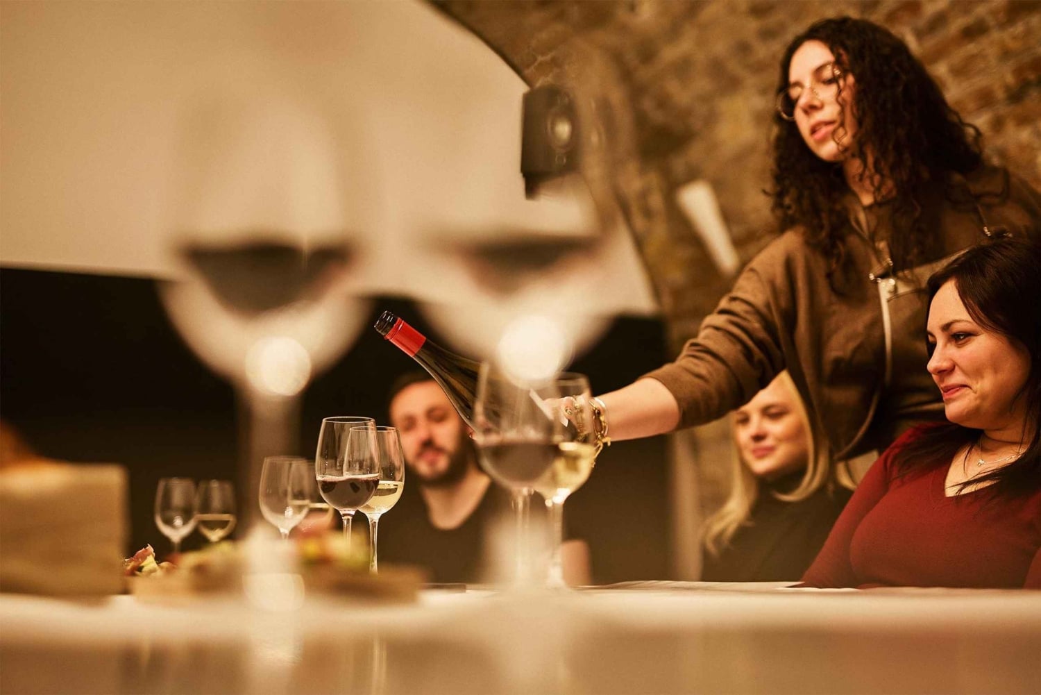 Budapest: Ungarsk vin- og madsmagning