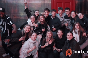 Budapeste: só para ti, tour guiado por bares com jogos e shots