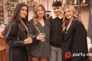 Budapeste: só para ti, tour guiado por bares com jogos e shots