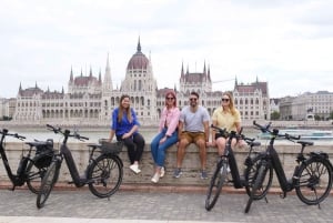 Budapest Verborgen Parels Bike Tour: mini-beeldjes & uitzichten