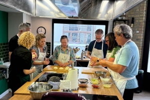 Budapest: Langos-lavningskursus – Nr. 1 ungarsk street food