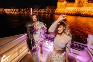 Budapest: Lotus Cruise with Unlimited Aperol and Prosecco