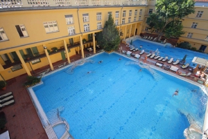 Budapest: Lukács Thermal Bath Full-Day Spa Ticket