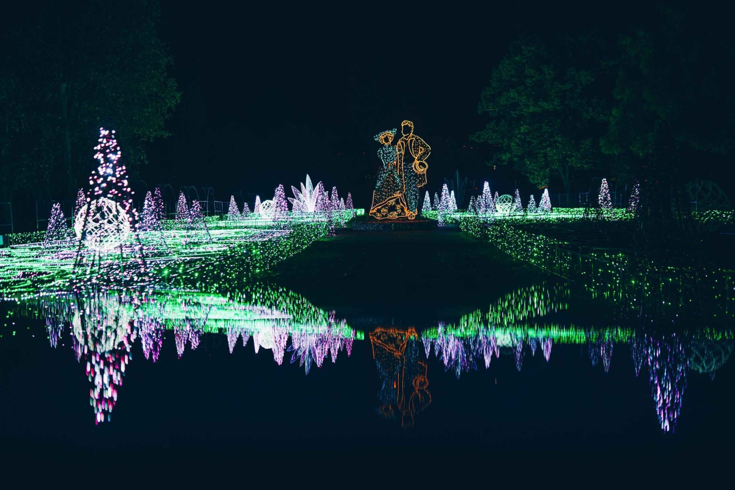 Budapeszt: Wejście do parku Lumina i rejs