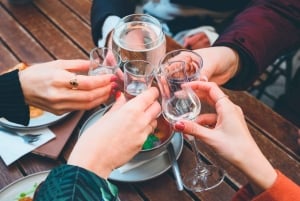 Budapestin markkinat ja ruoanmaistajaiskierros paikallisen oppaan kanssa