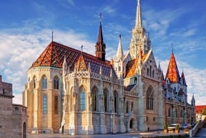 Buda Castle District and Matthias Church Private Tour