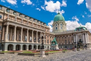 Buda Castle District and Matthias Church Private Tour