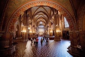 Budapest: Matthias Church: Colorful Tiles & Coronations Tour