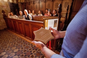 Budapest: Matthias Church: Colorful Tiles & Coronations Tour