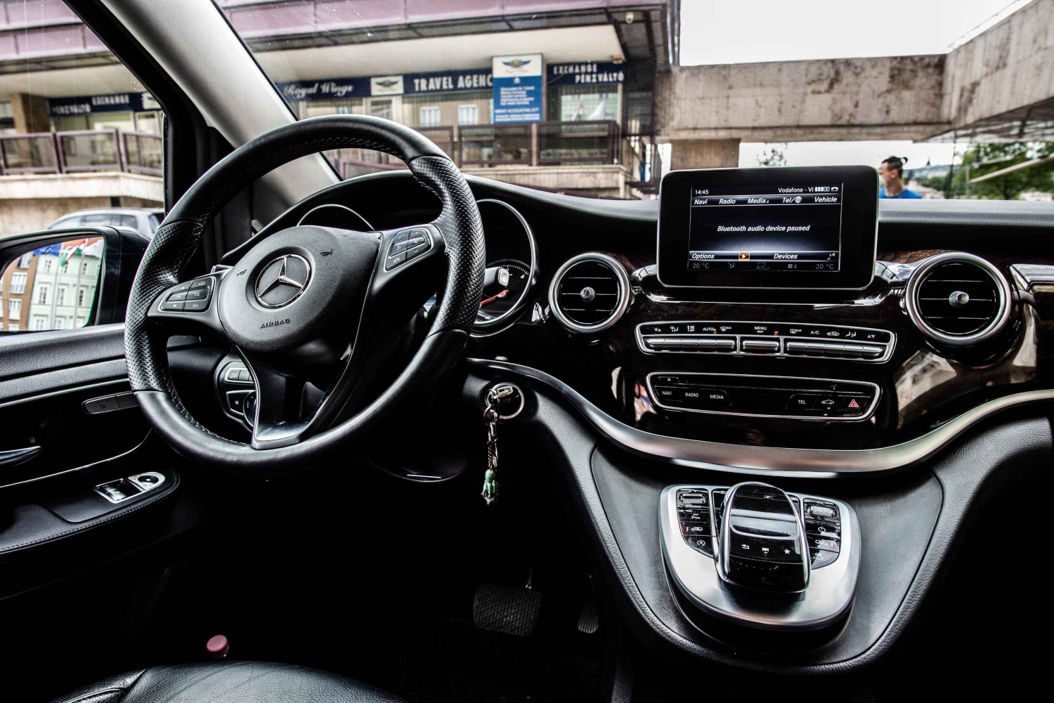 Budapest: MB Clase V Traslado privado de ida al aeropuerto de lujo