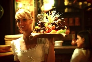 Budapest: Cena medieval Sir Lancelot con espectáculo y bebida