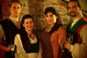 Budapest: Cena medieval Sir Lancelot con espectáculo y bebida