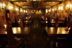 Budapest: Cena medieval Sir Lancelot con espectáculo y bebida