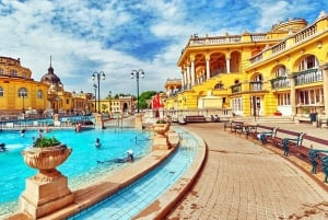 Budapeste: Ingresso MegaCombo com Szechenyi Spa, HoHo e cruzeiro