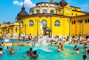 Budapeste: Ingresso MegaCombo com Szechenyi Spa, HoHo e cruzeiro