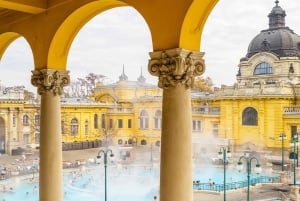 Budapeste: Ingresso MegaCombo com Szechenyi Spa, HoHo e cruzeiro