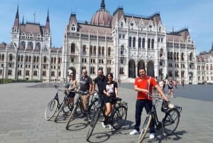 Budapest : Must-see attractions walking tour