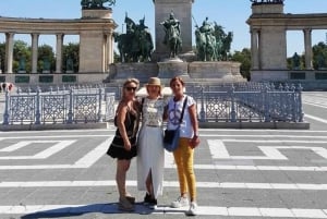 Budapest : Must-see attractions walking tour