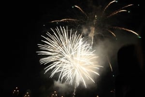 Budapest: New Year’s Eve Boat Cruise with Unlimited Drinks
