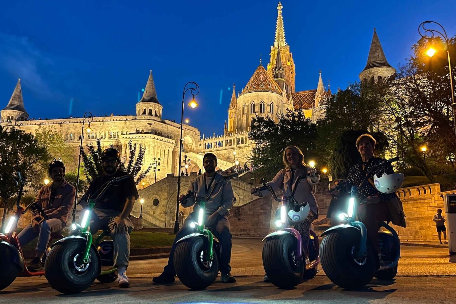 Budapeszt: Nocna wycieczka na e-hulajnodze MonsteRoller