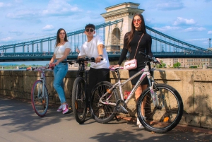 Budapest PRIVATA di notte: Tour guidato con degustazione di vini