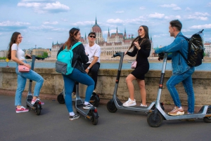 Budapest PRIVATA di notte: Tour guidato con degustazione di vini