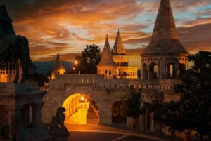 Budapest PRIVATA di notte: Tour guidato con degustazione di vini