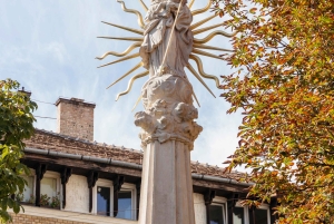Budapest: tour a pie por el casco antiguo de Buda y actuación de música folclórica