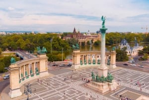 Budapest Old Town and Top Attractions Private Walking Tour