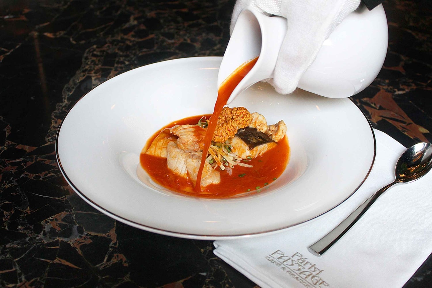 Будапешт: ресторан Párisi Passage из 3 блюд