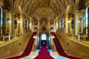 Budapest: Parliament Building Entry Ticket and Audio Guide