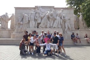 Budapeste: visita ao Parlamento e arredores com música folclórica