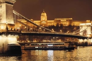 Budapest: Parliament Panorama Cruise with Törley Prosecco