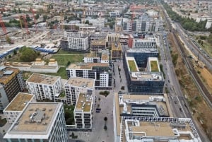 Budapeste: Tour Passado e Futuro com Degustação Unicum e Visita à MOL