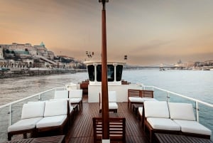 Budapest: Premium Daytime Cruise with Tokaj Frizzante