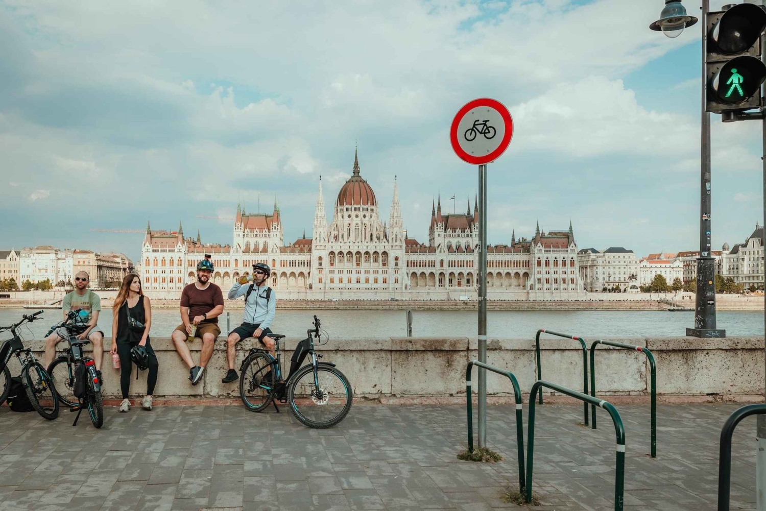 Budapest: Premium E-Bike Rental