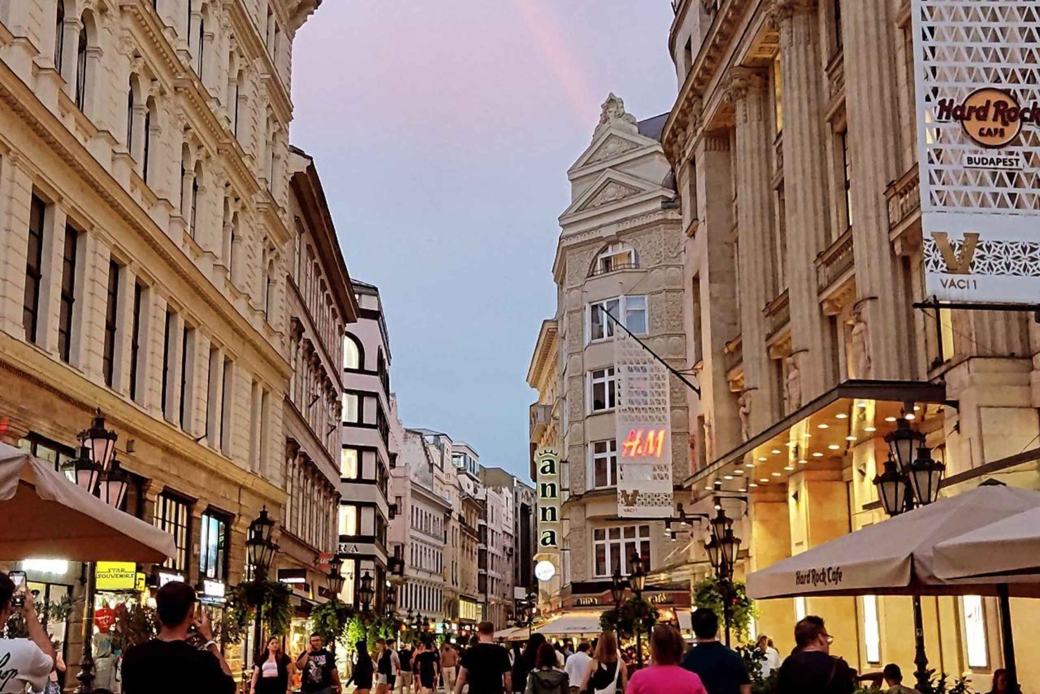 Budapest: Private 3-stündige E-Rikscha-Tour mit Kaffee