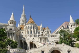 Budapest: Private City Tour with Rooftop Bar Visit