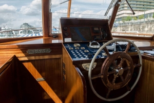 Budapest: Budapesti: Yksityinen Tonavan risteily tervetuliaisjuomineen.