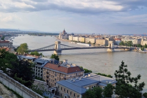 Budapest: tour privato di lusso con un madrelingua, in spagnolo
