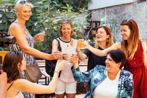 Budapest: Private Food Tour – 10 Tastings with Locals