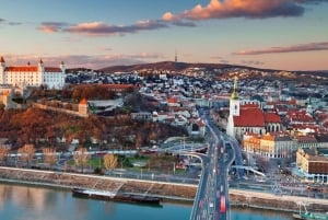 Budapest: Privat guidad tur till Bratislava